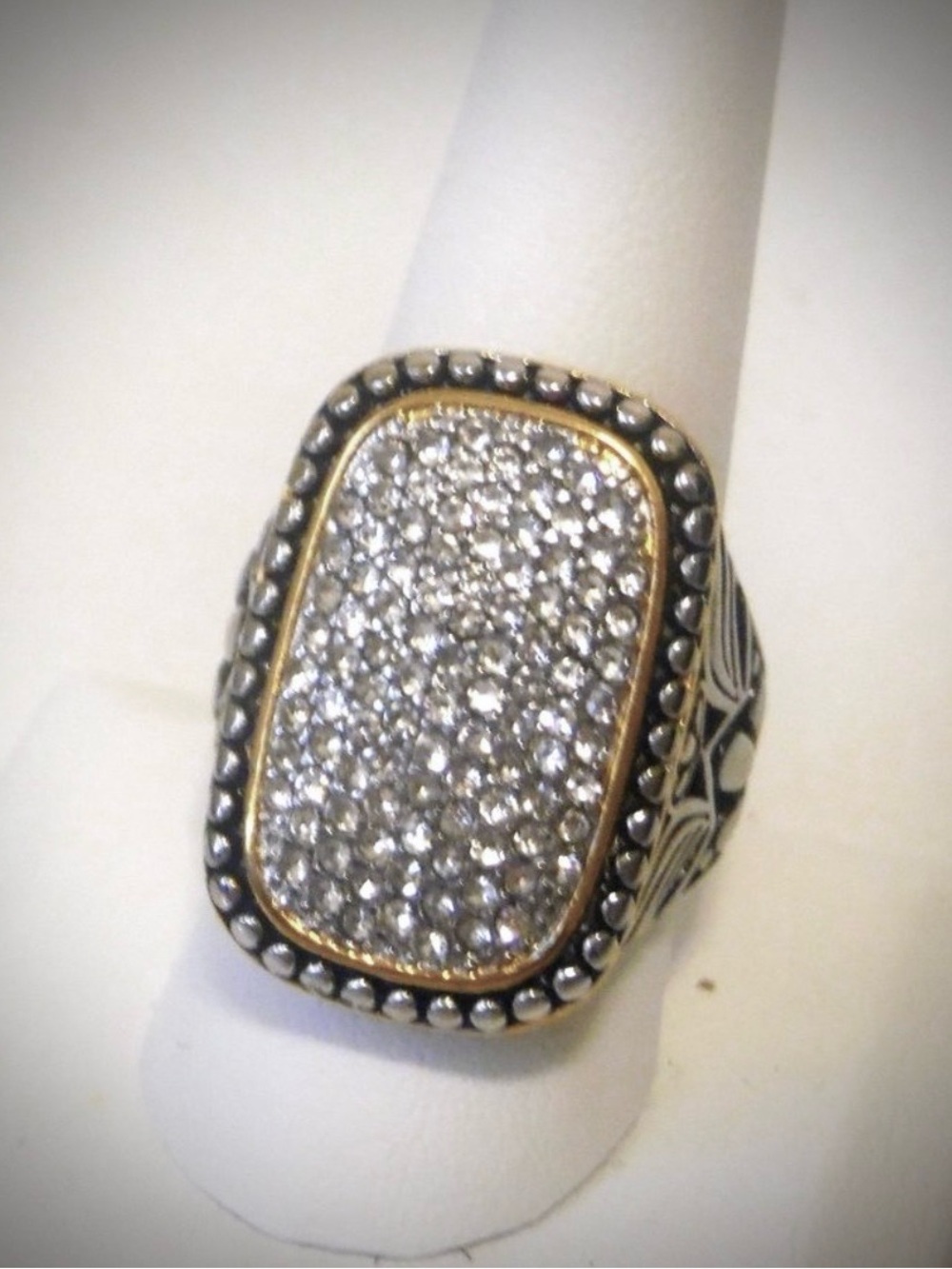 NIB Emma Skye Two-Tone Pave Crystal Scrolled Statement Ring Size 10